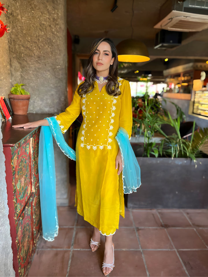 ANKITA IN YELLOW SUIT